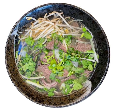 PHO – Nudelsuppe mit Rinderbrühe und Kräutern